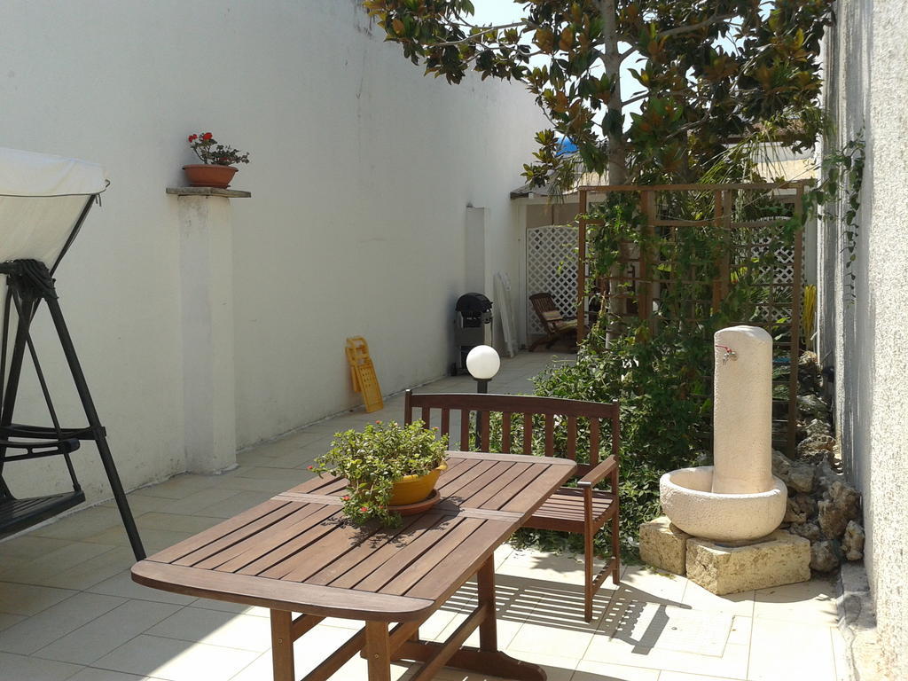 Villa Mediterranea Torre dell'Orso Exterior photo